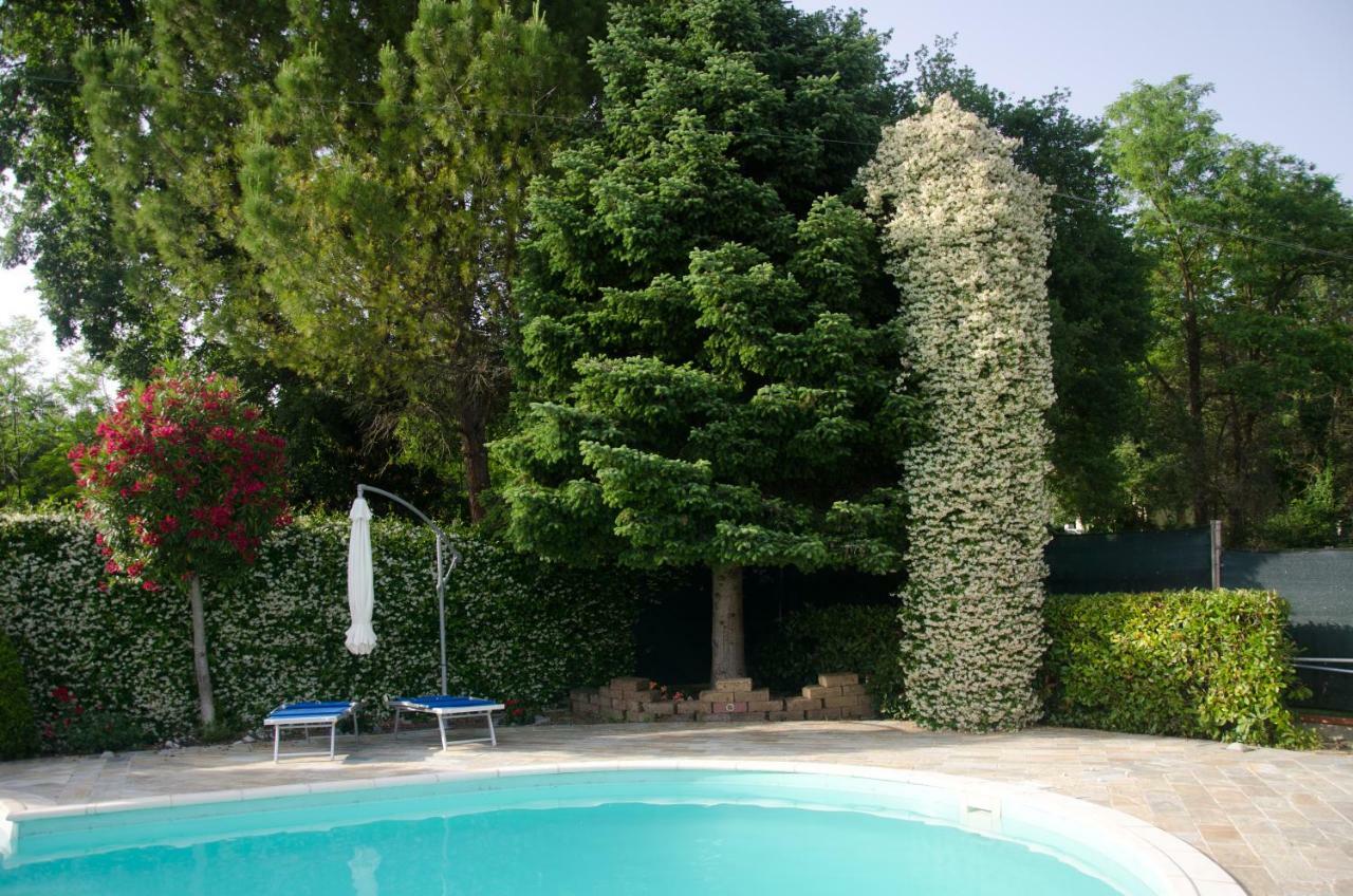 La Coccinella Bed & Breakfast Iesi Exterior foto